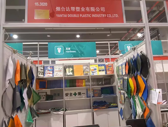 Yantai Double Plastic Industry Co., Ltd. Bersinar di Pameran Plastik & Pertanian Global, Menampilkan Solusi Jaring Plastik Terkemuka